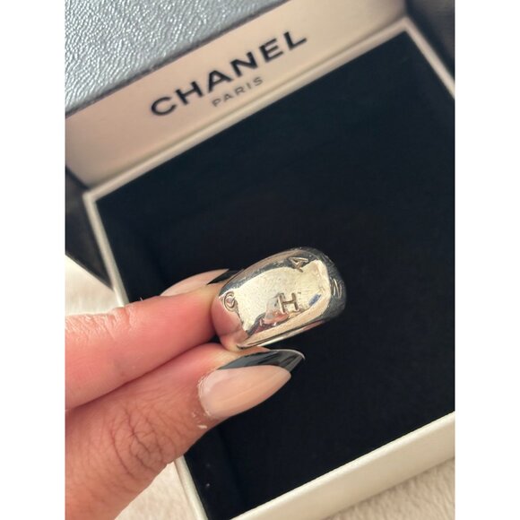 Chanel Silver Ring With Box & Authenticity Certificate - Picture 2 of 5